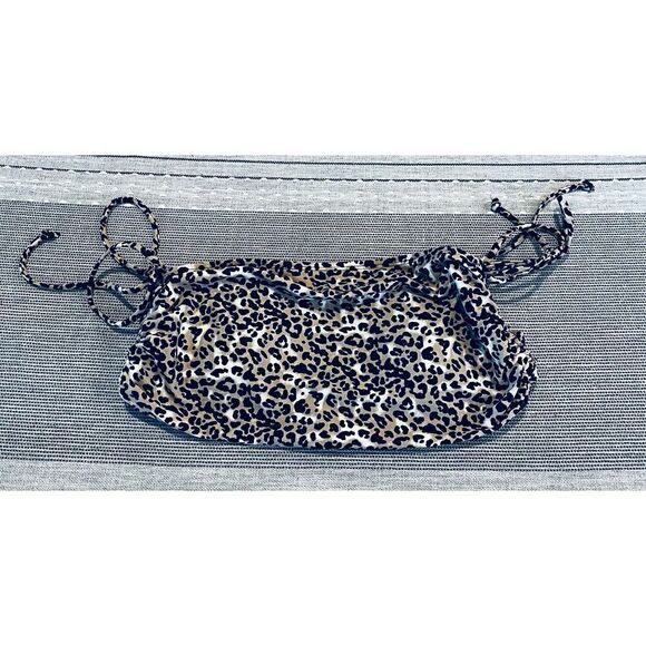 RELLECIGA Women’s Bikini Top - Picture 1 of 5